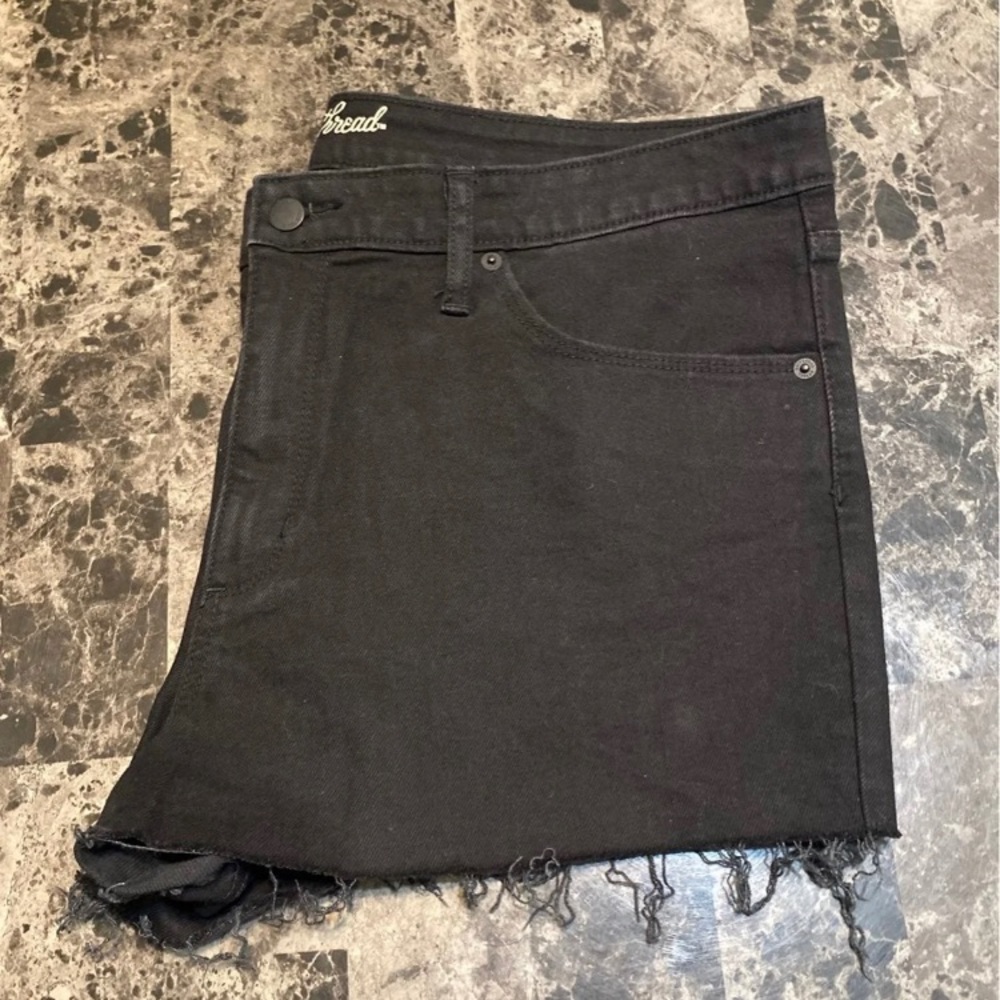 Universal Thread shorts - Picture 5 of 6